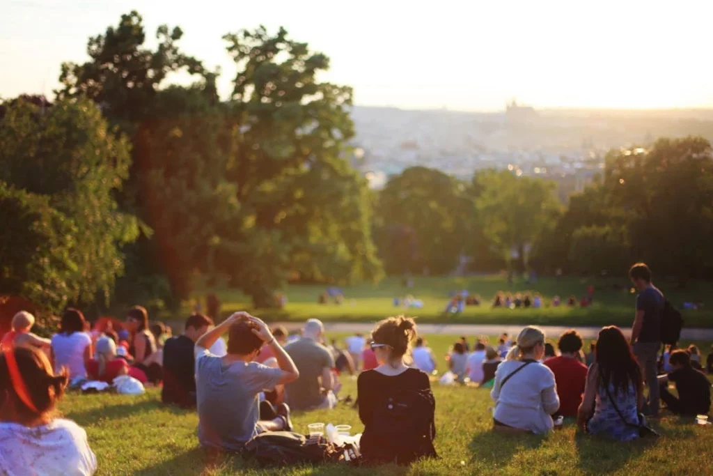Top Five London Parks for a Summer Relaxing Day Out